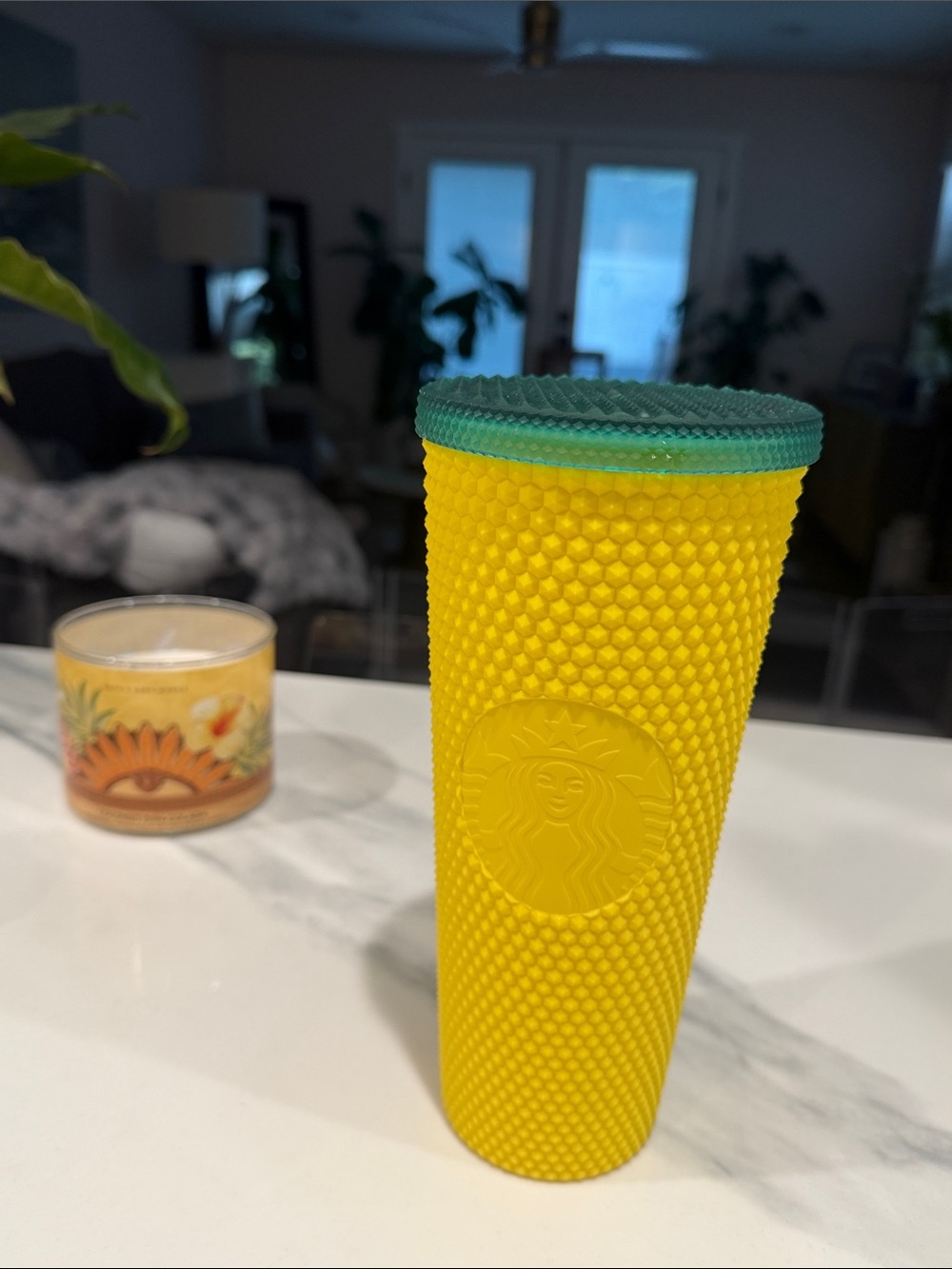 Starbucks Hawaii Exclusive Collection Matte Studded Pineapple 24oz Tumbler